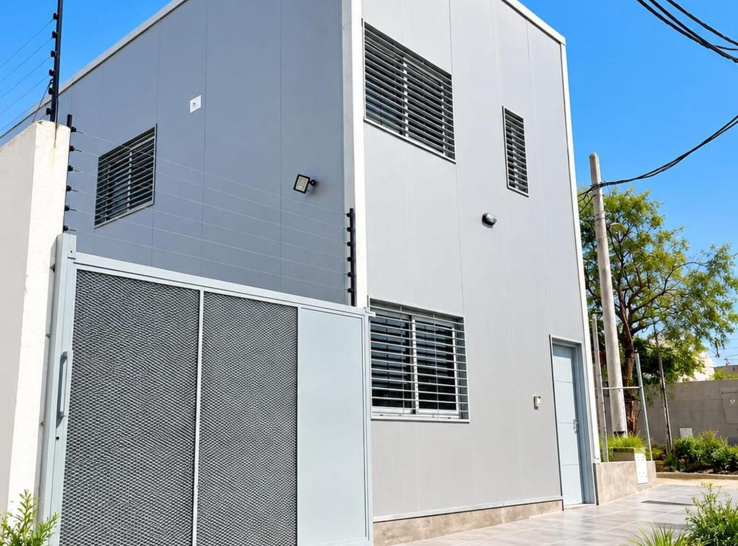 Foto de DUPLEX APTO CREDITO DR LELOIR, imagen 3