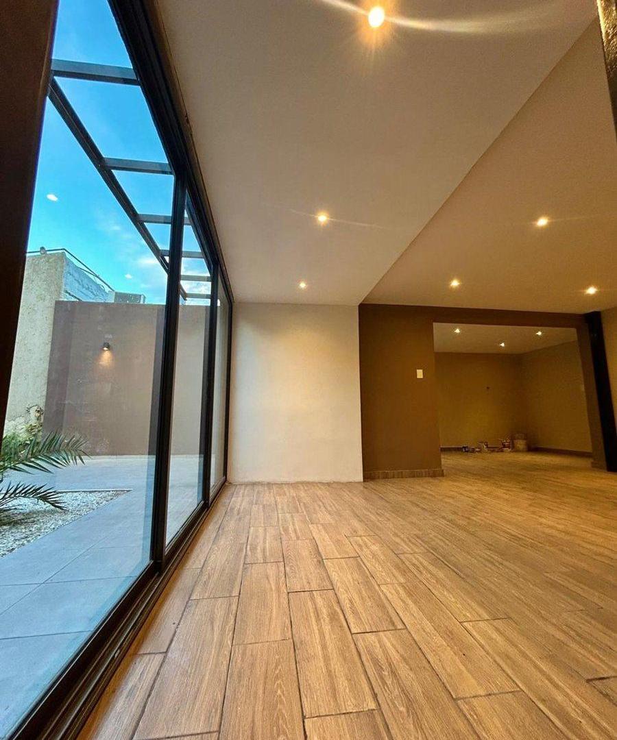 Foto de CASA REFACCIONADA, 4 DORMITORIOS, 3 BAÑOS, GLLÉN, imagen 4