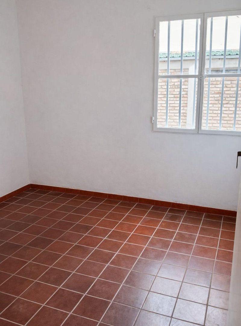 Foto de DUPLEX 3 HABITACIONES EN MAIPU SIN COCHERA, imagen 3