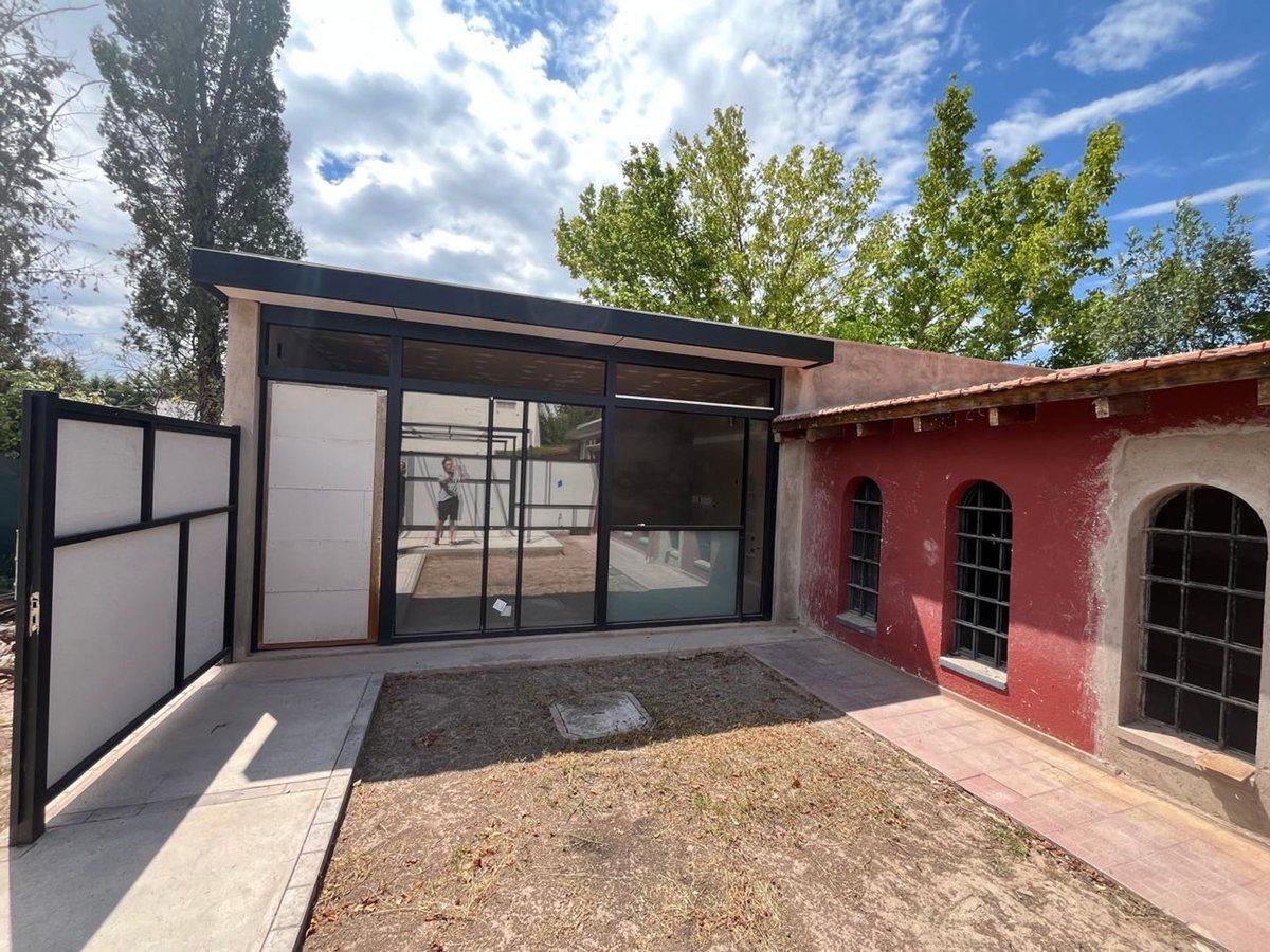 Foto de O3 CASAS EN OBRA GRUESA, CHACRAS DE CORIA, LUJÁN, imagen 4