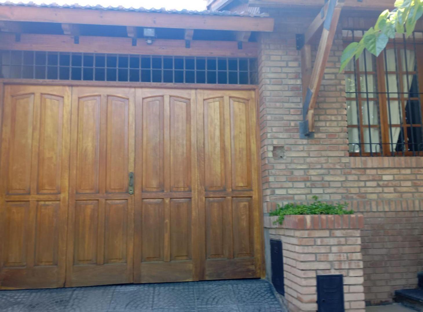 Foto de CASA+ DOS DEPTOS, B° JARDÍN SERRANO, GODOY CRUZ, imagen 3