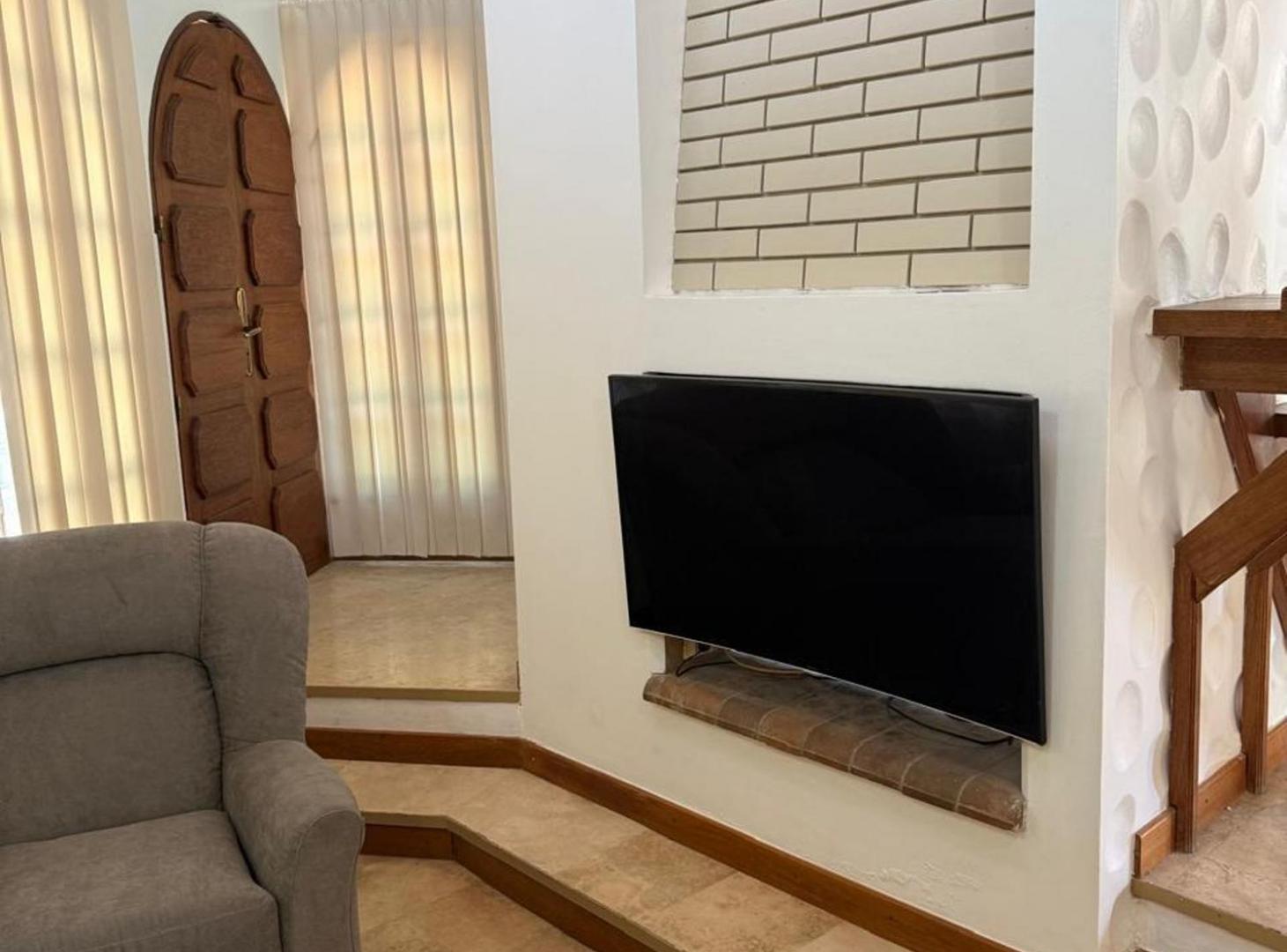 Foto de VENTA CASA 5 AMBIENTES- LUZURIAGA MAIPU, imagen 4