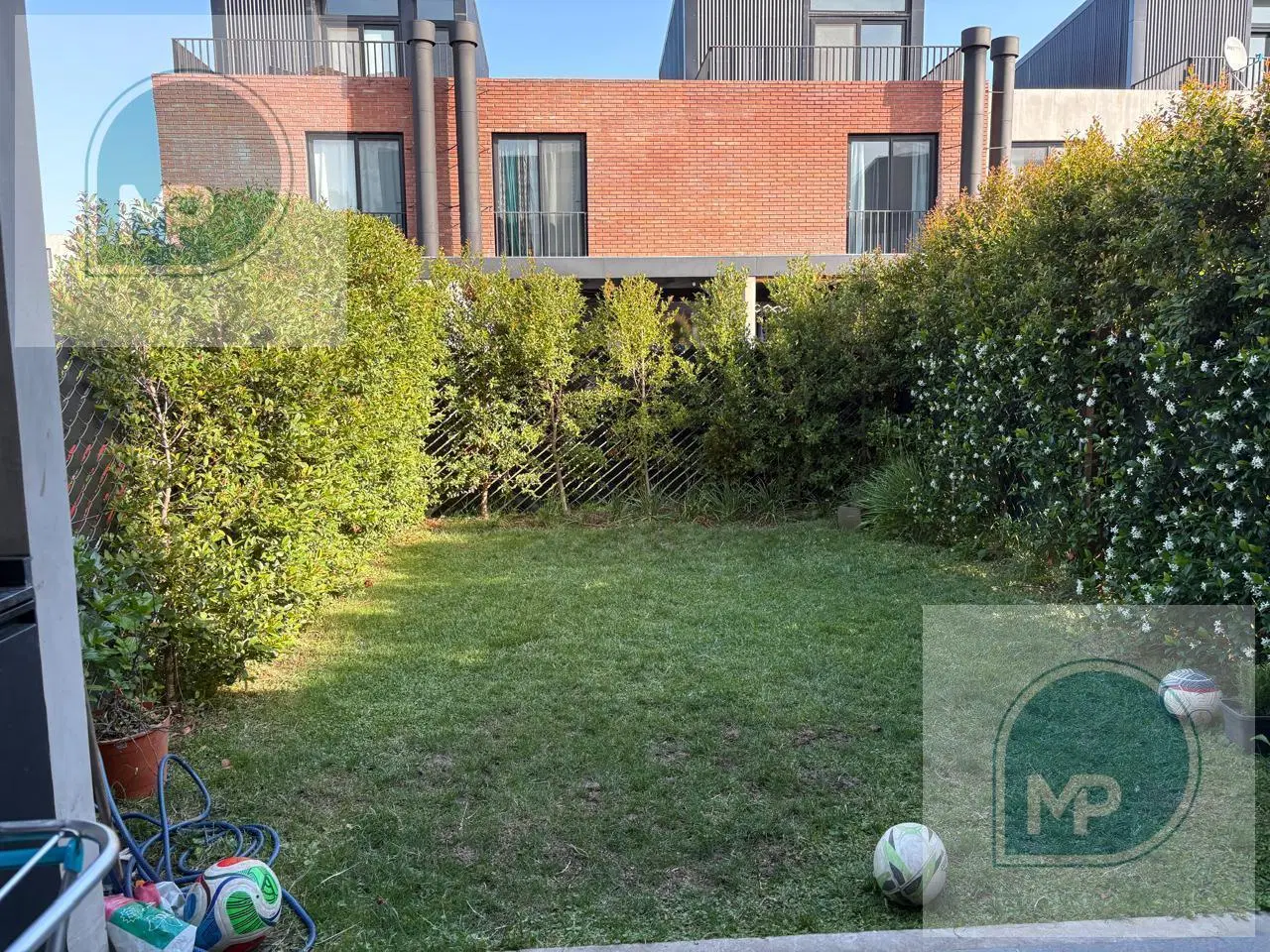 Townhouse VENTA Santa Ana Joven 4
