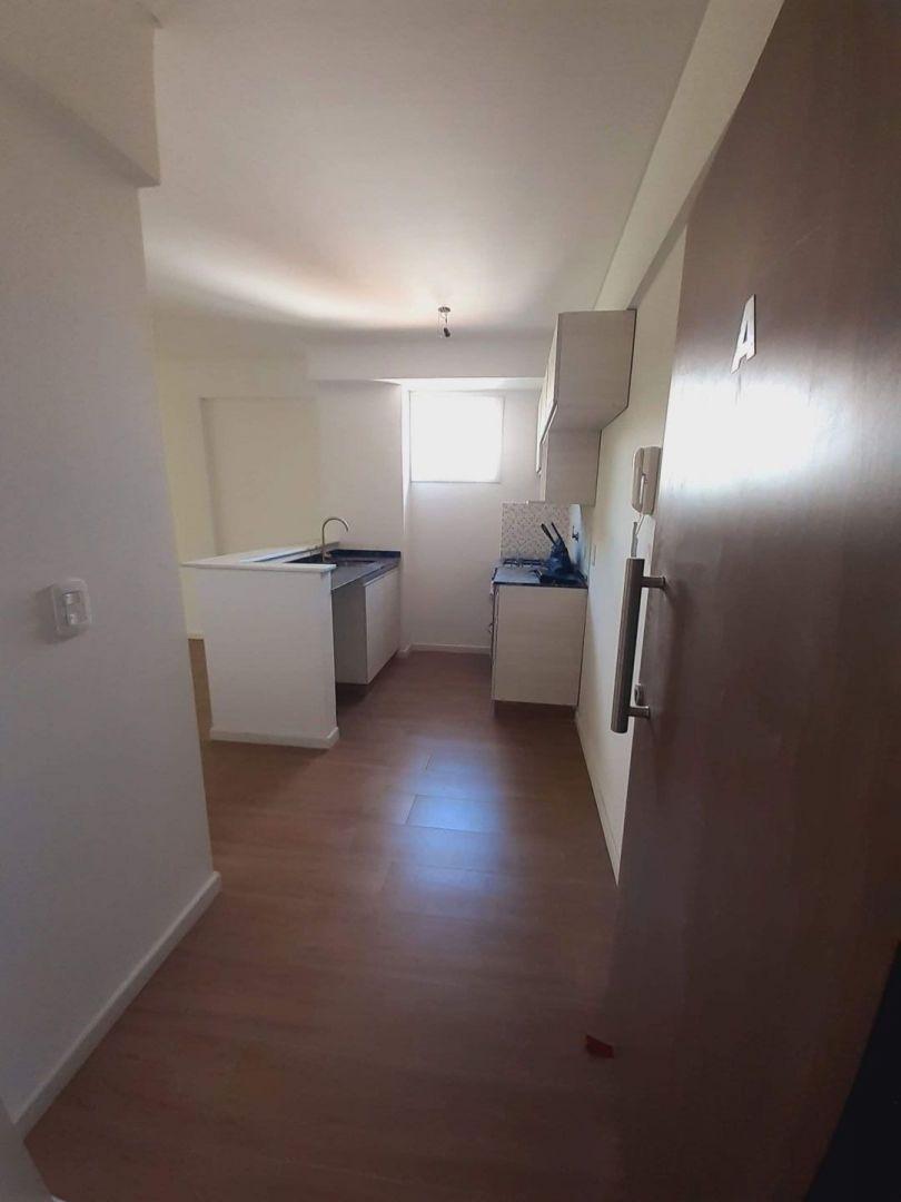 Departamento 3 Ambientes 2 Baños Balcon Colegiales 5