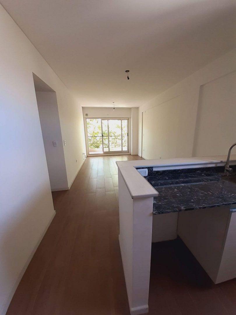 Departamento 3 Ambientes 2 Baños Balcon Colegiales 2