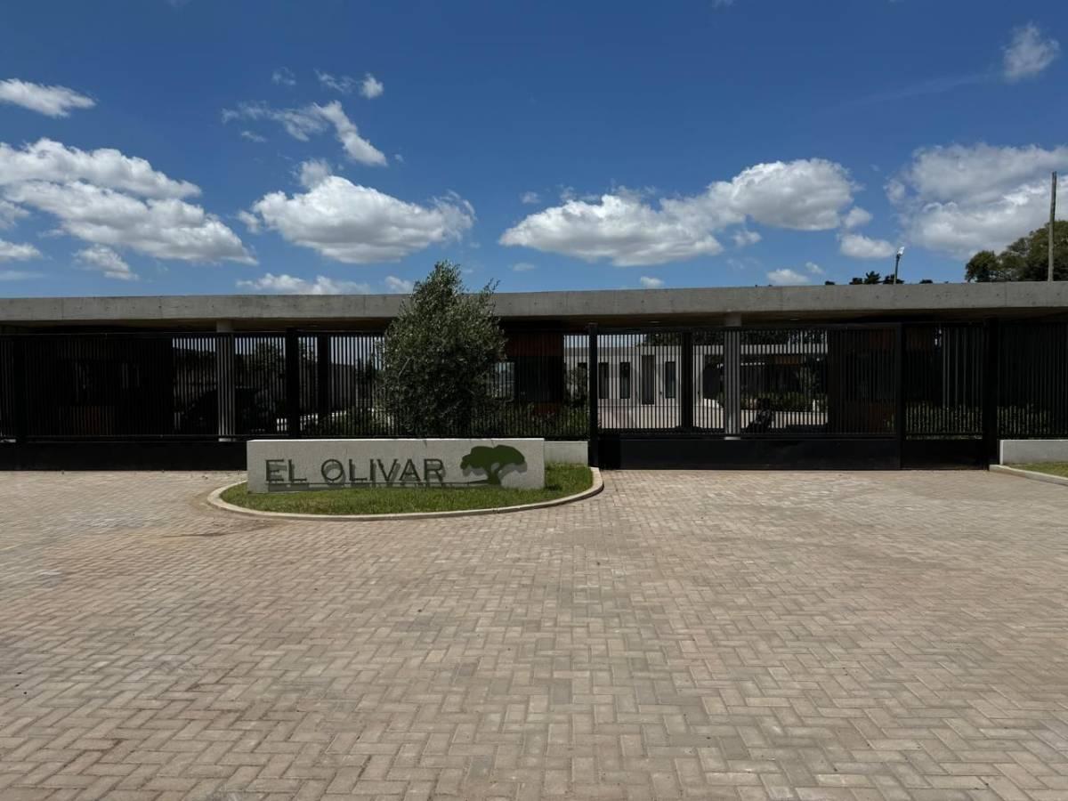 Venta de Lote en Barrio Cerrado El Olivar