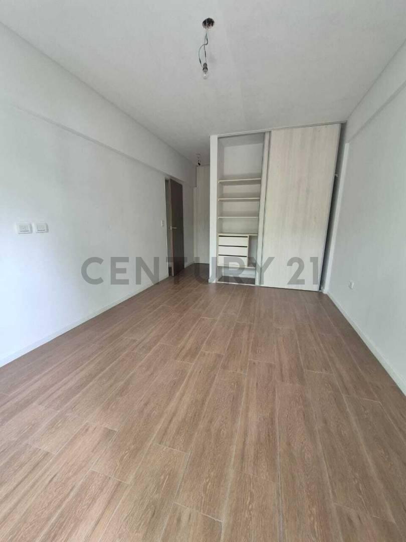 Venta 3 Ambientes con Balcón Corrido en Colegiales - Listo Para Escriturar 3