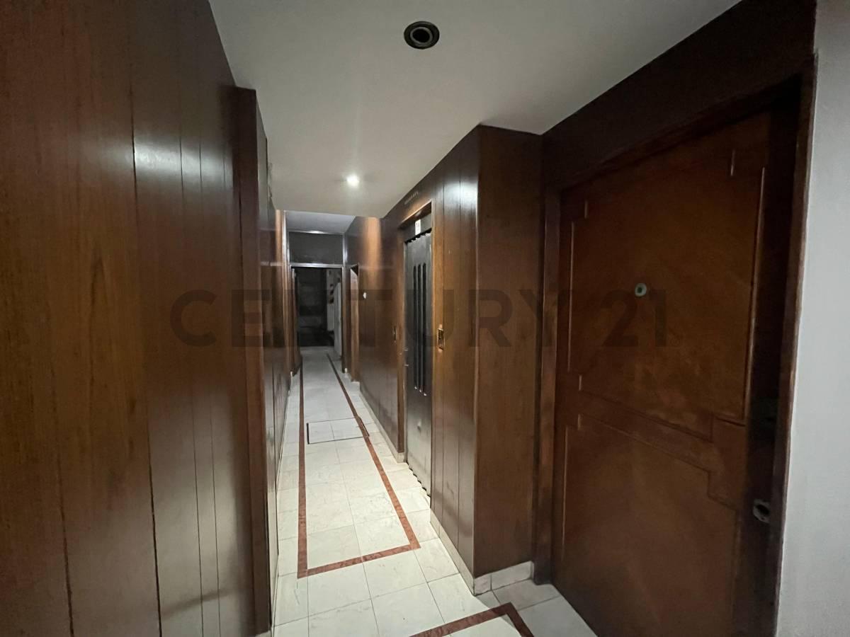 Venta - 3 Ambientes en Caballito 2