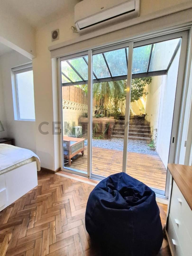 ALQUILER DE MONOAMBIENTE AMUEBLADO, EQUIPADO CON JARDÍN PROPIO EN PLENO RECOLETA.