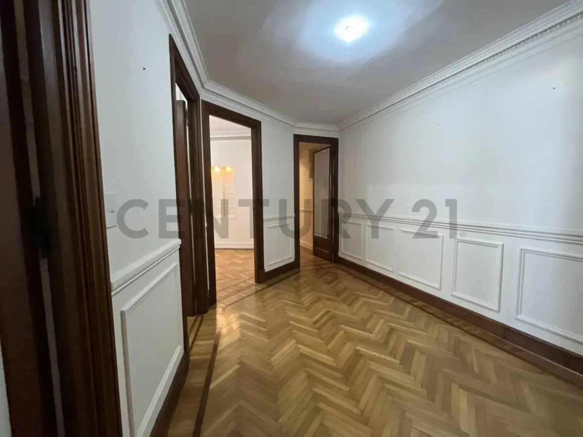 Exclusivas oficinas en alquiler en Retiro 5