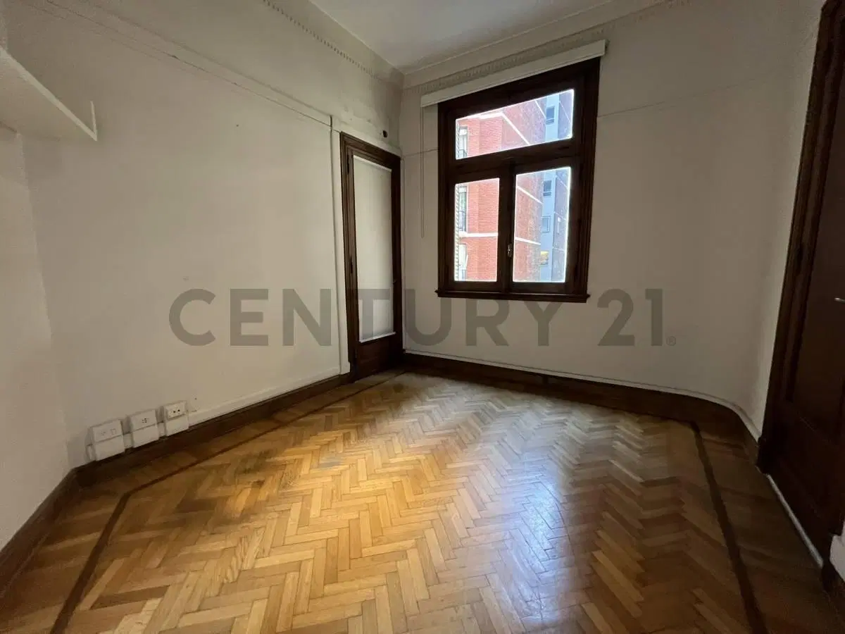 Oficinas exclusivas de categoría en Alquiler - Retiro 4