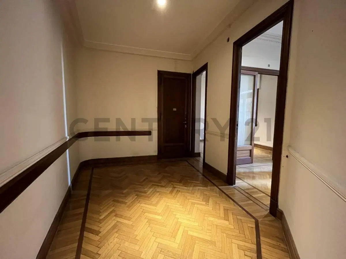 Oficinas exclusivas de categoría en Alquiler - Retiro 5