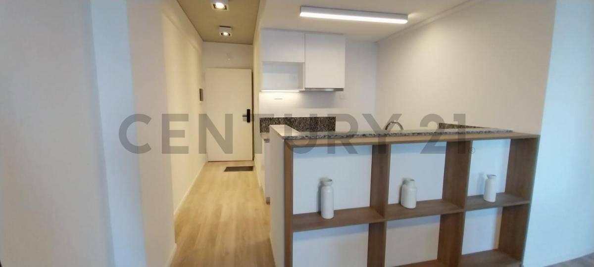 Foto de Venta Departamento 2 Ambientes muy luminoso a Estrenar - San Telmo - 9, imagen 4