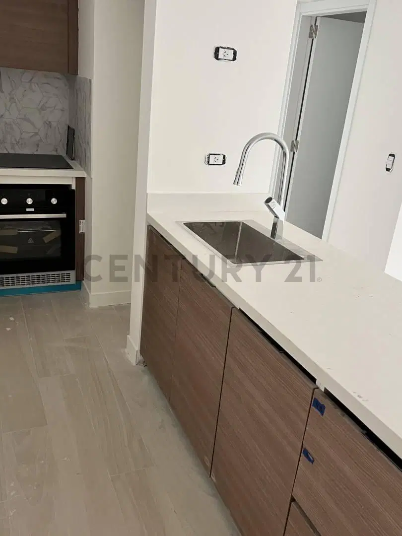 VENTA 2 AMBIENTES  MUY LUMINOSO Premium en Barrio Norte con Amenities, La Mejor Ubicación! 2