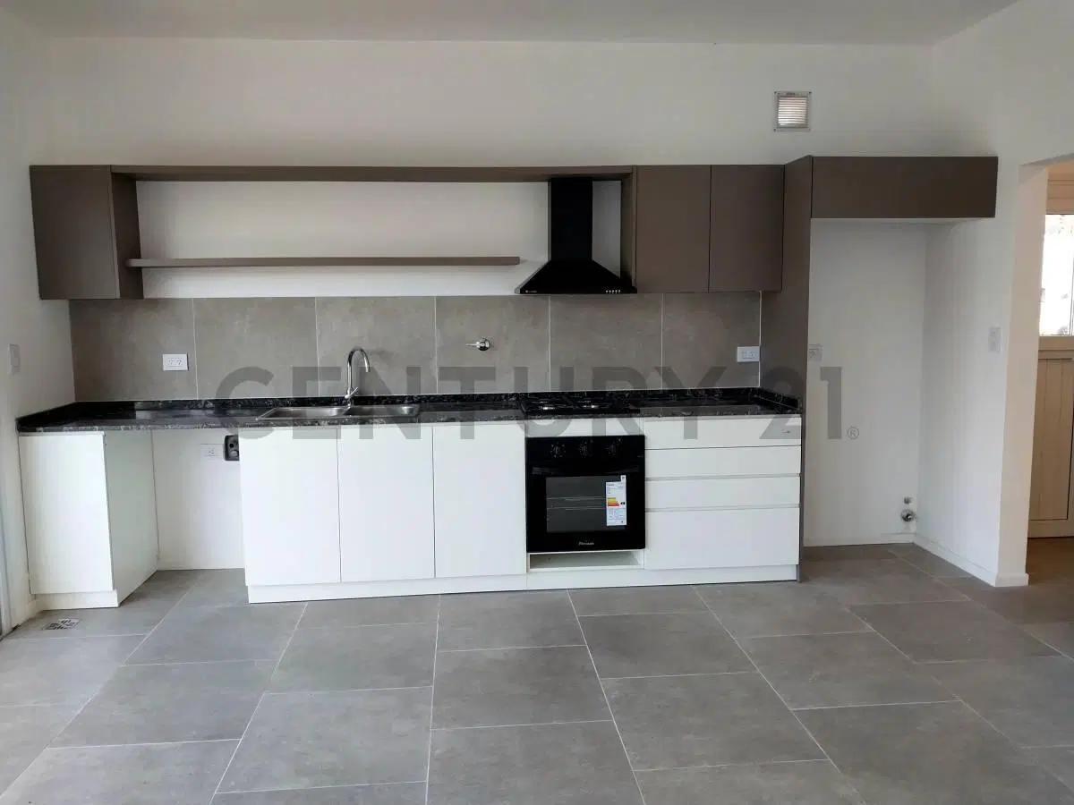 Casa en venta Barrio San Pablo, Pilar. 5 ambientes con pileta. 4