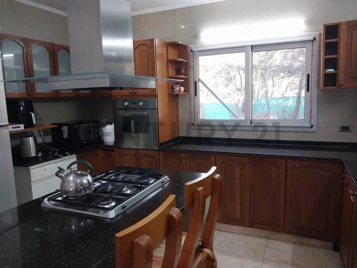 Casa a remodelar Barrio La Delfina, Pilar. 3