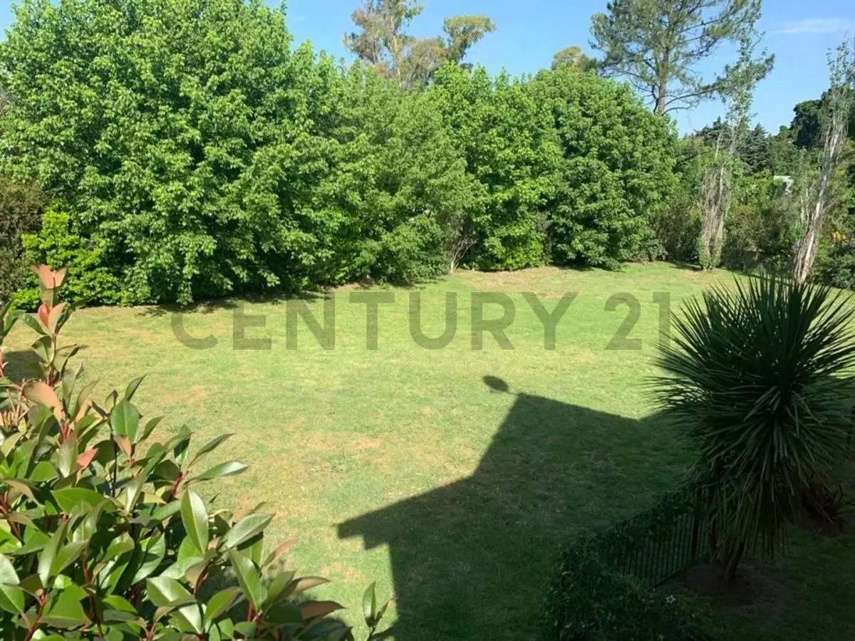 Terreno en venta en Pilar del Lago Country Club 3