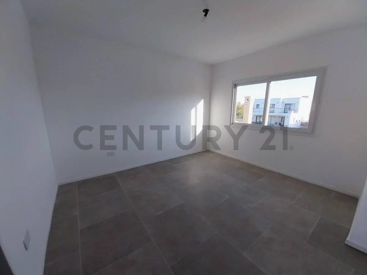Casa en venta Barrio San Pablo, Pilar. 5 ambientes con pileta. 3