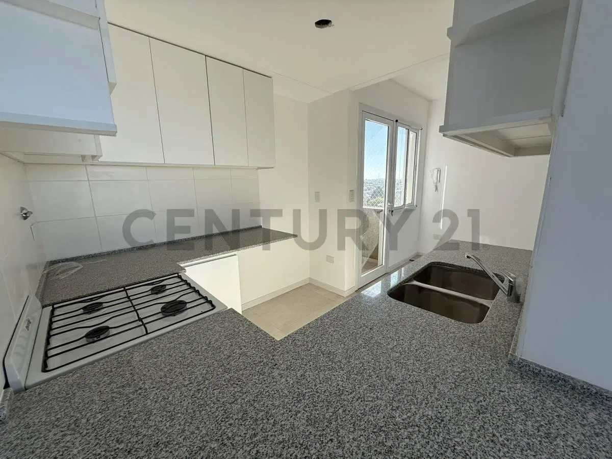 DEPARTAMENTO 3 AMBIENTES con BALCON y PARRILLA A ESTRENAR 3