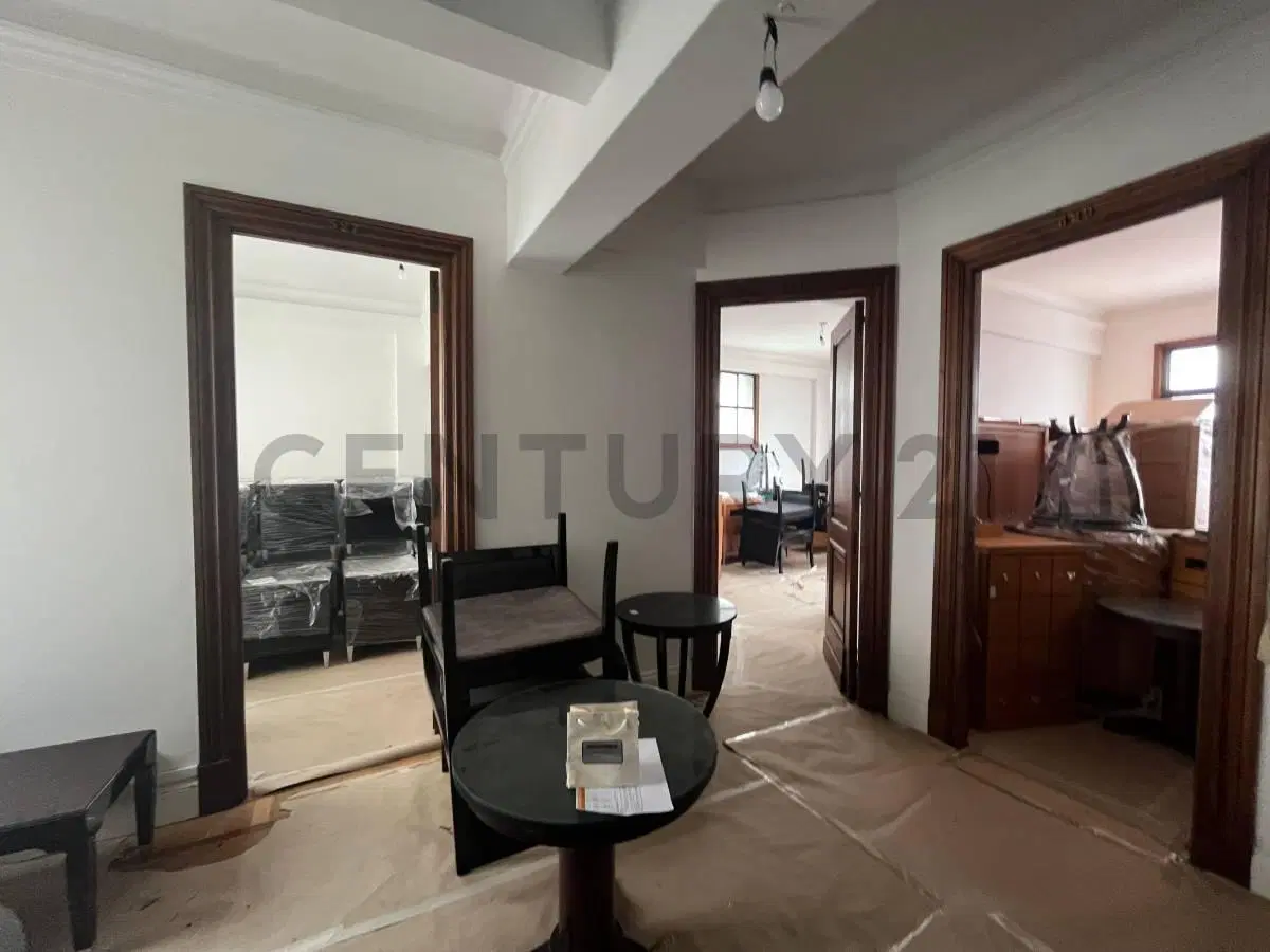 Oficina comercial en alquiler en Diagonal Norte y Florida 3