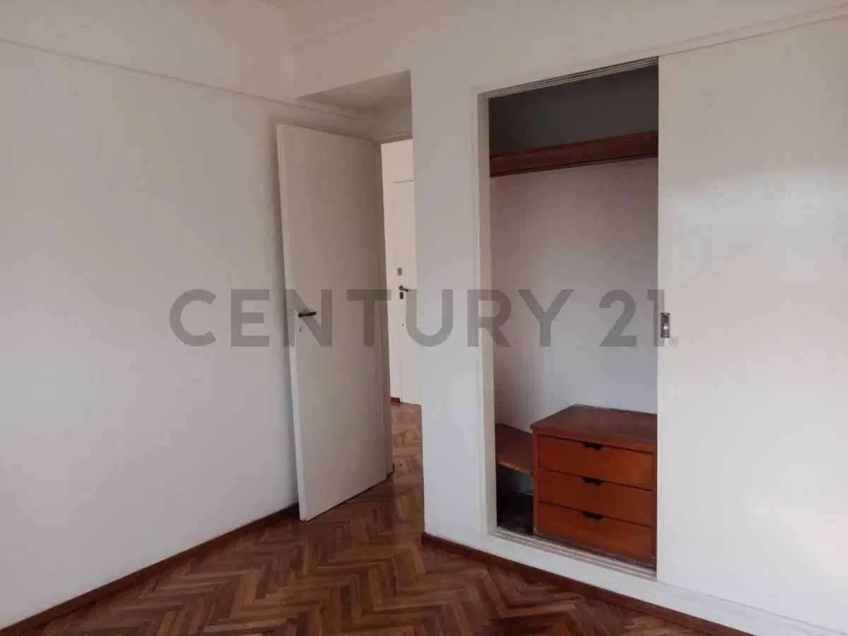 ALQUILER DEPARTAMENTO 2 AMBIENTES CABALLITO CON BALCÓN 3