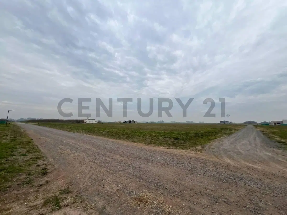 Lote en venta en Barrio Tres Pinos Villa de Campo 3