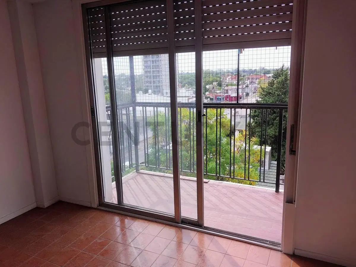 Departamento en alquiler en Pilar centro. 4