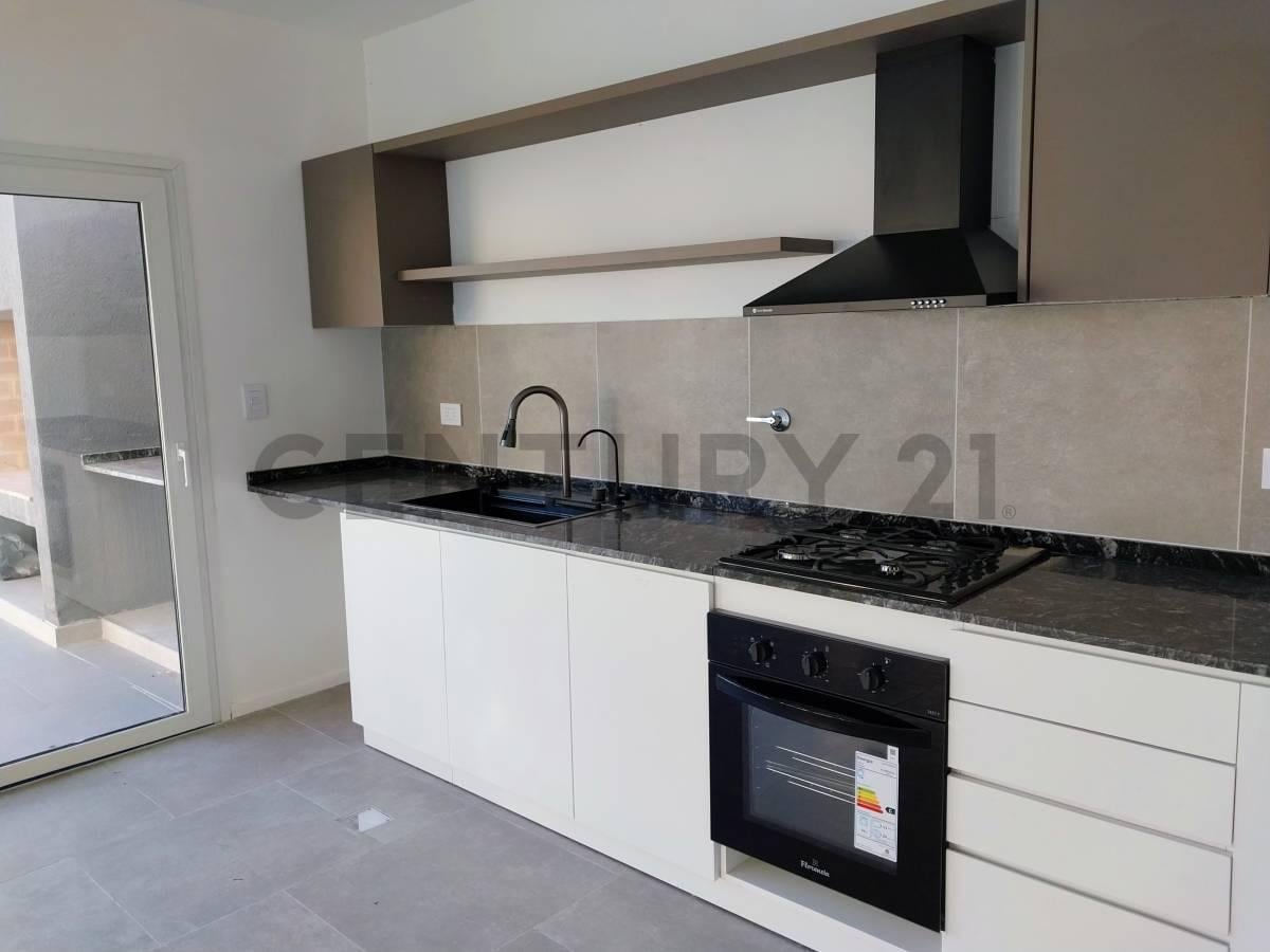 Foto de Casa en venta Barrio San Pablo, Pilar. 5 ambientes con pileta., imagen 5
