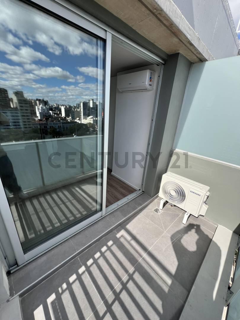 Foto de VENTA MONOAMBIENTES PISO 12 FRENTE MUY LUMINOSO UADE, imagen 4