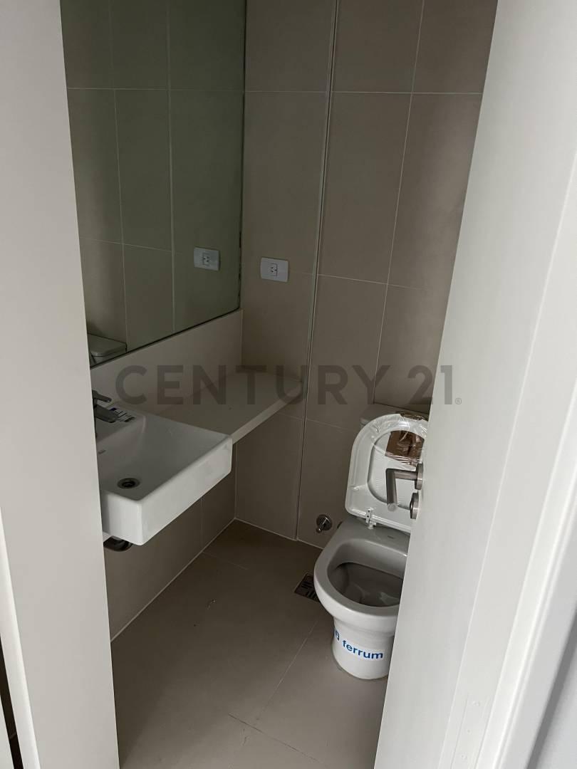 Foto de VENTA 3AMBIENTES MUY LUMINOSO BARRACAS, imagen 1