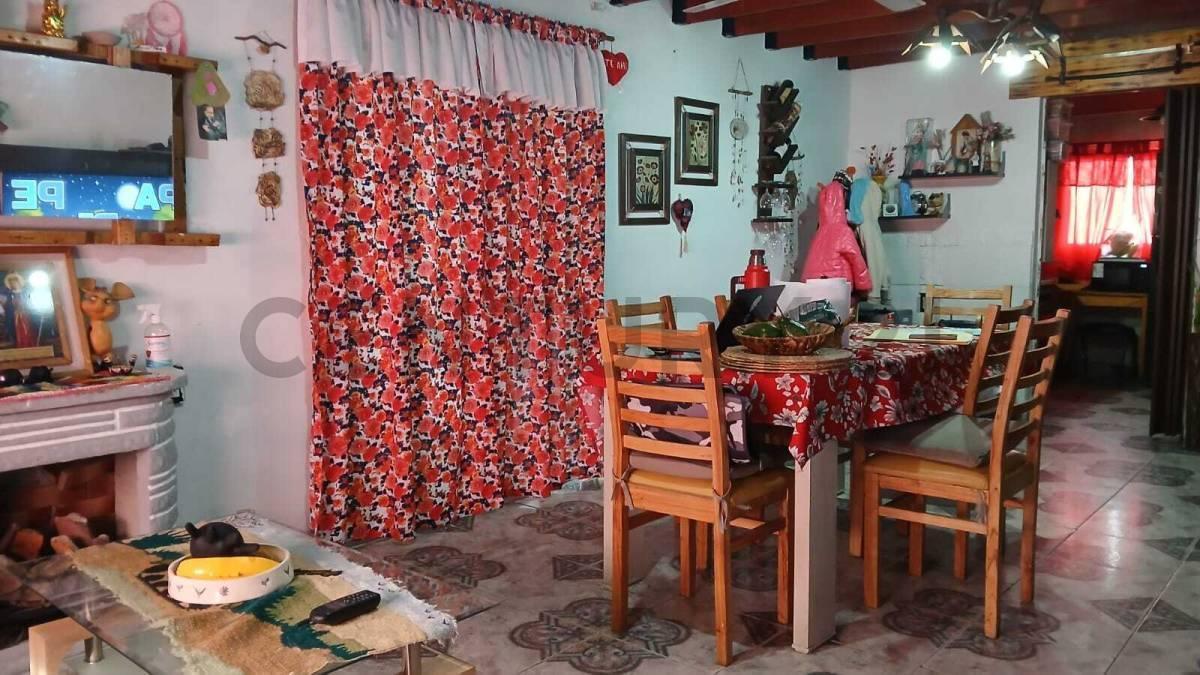 Foto de VENTA CASA 5 AMBIENTES CON PATIO Y GARAGE, imagen 3