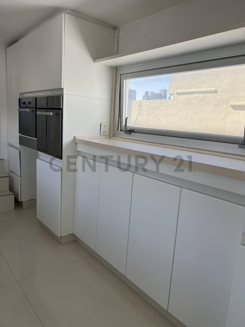 Foto de VENTA 4 AMBIENTES MUY LUMINO PISO PRIVADO VISTA AL BOTANICO, imagen 2