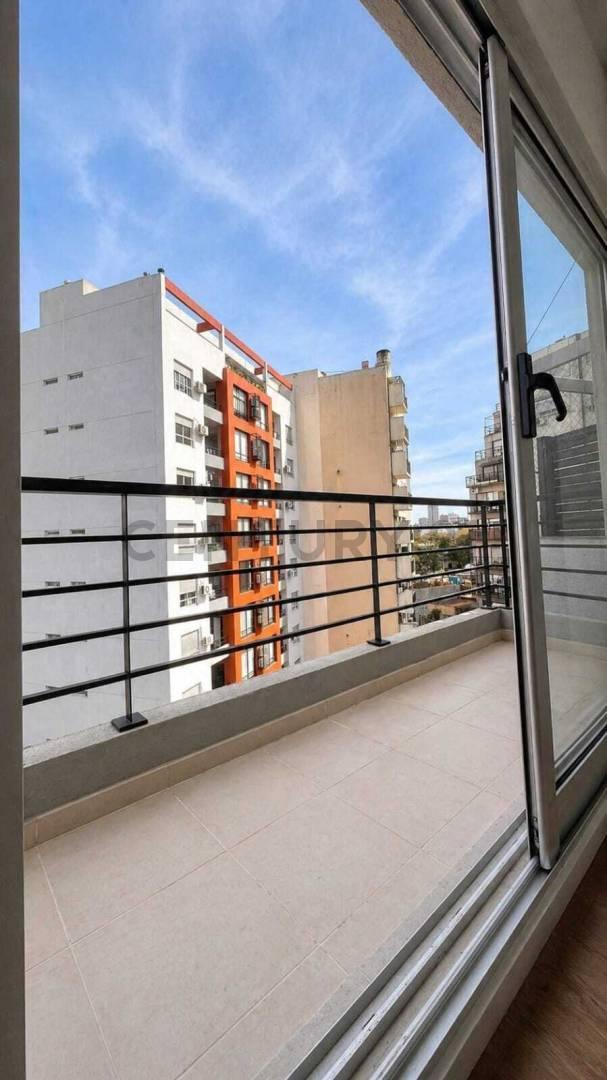 Foto de EN VENTA MONOAMBIENTE DIVISIBLE CON BALCÓN CORRIDO A ESTRENAR. LISTO, imagen 2