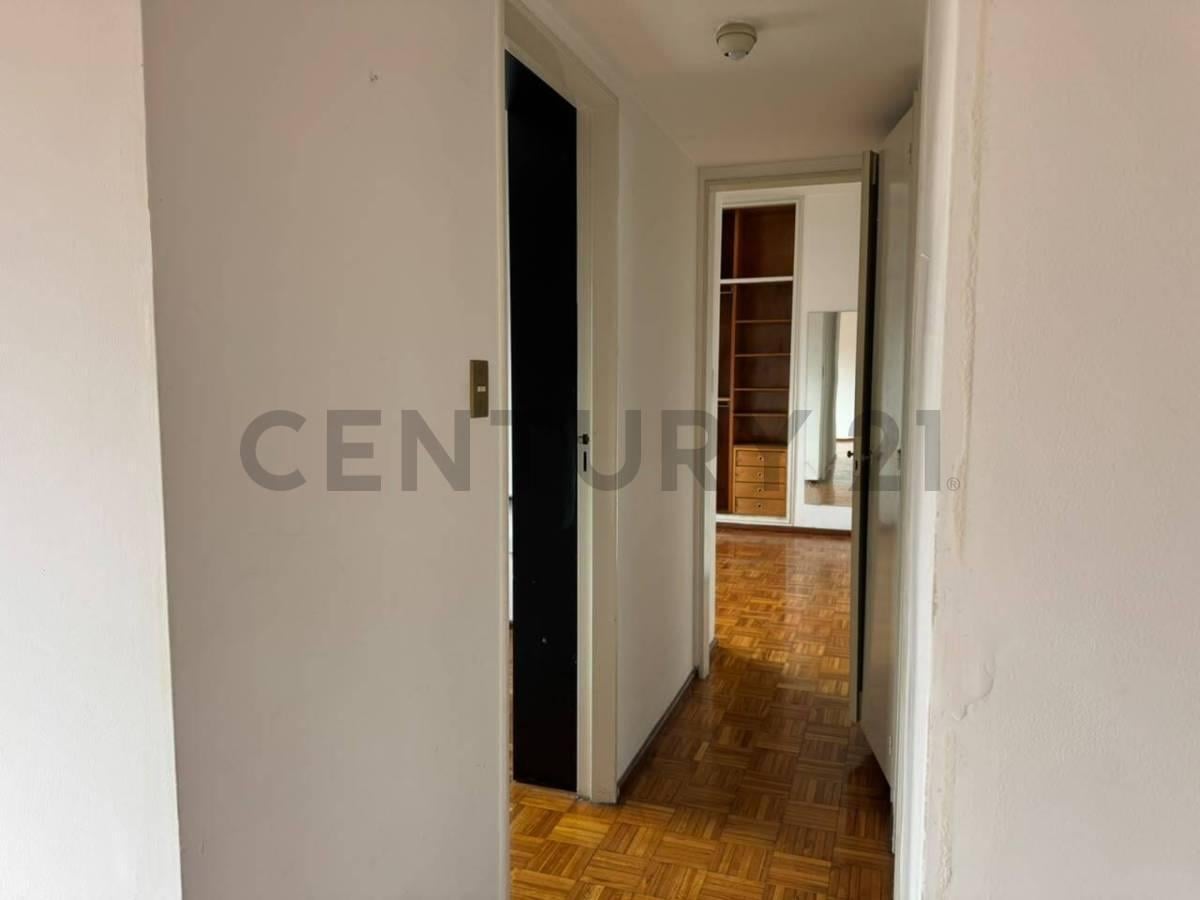 Foto de Venta I Departamento 3 ambientes en Colegiales, imagen 2