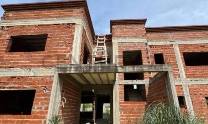 Foto de VENTA Casa 7 Ambientes a Terminar - ESCOBAR, imagen 4