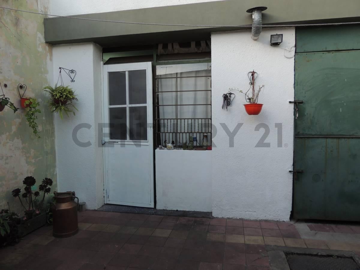 Foto de DEPARTAMENTO PH VENTA 3 AMBIENTES CON PATIO Y JARDIN VILLA BALLESTER, imagen 5