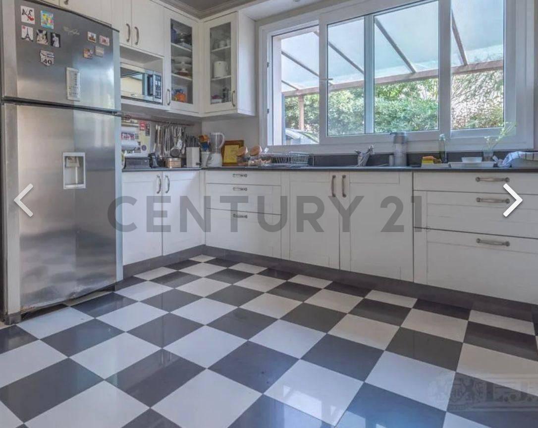 Foto de <p>Venta de Casa 7 AMBIENTES 4 DORMITORIOS en Los Castores, Tigre, imagen 4