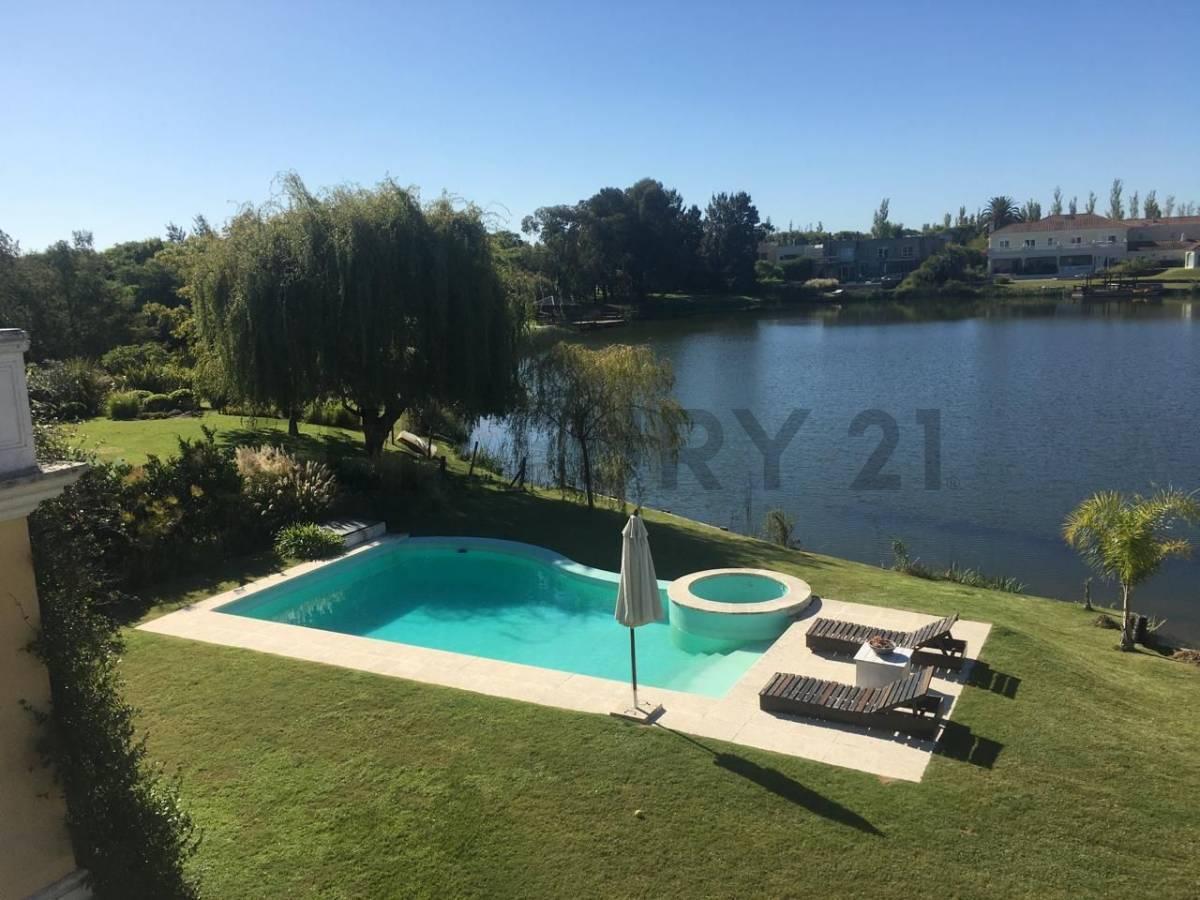 Foto de <p>Venta de Casa 7 AMBIENTES 4 DORMITORIOS en Los Castores, Tigre, imagen 5