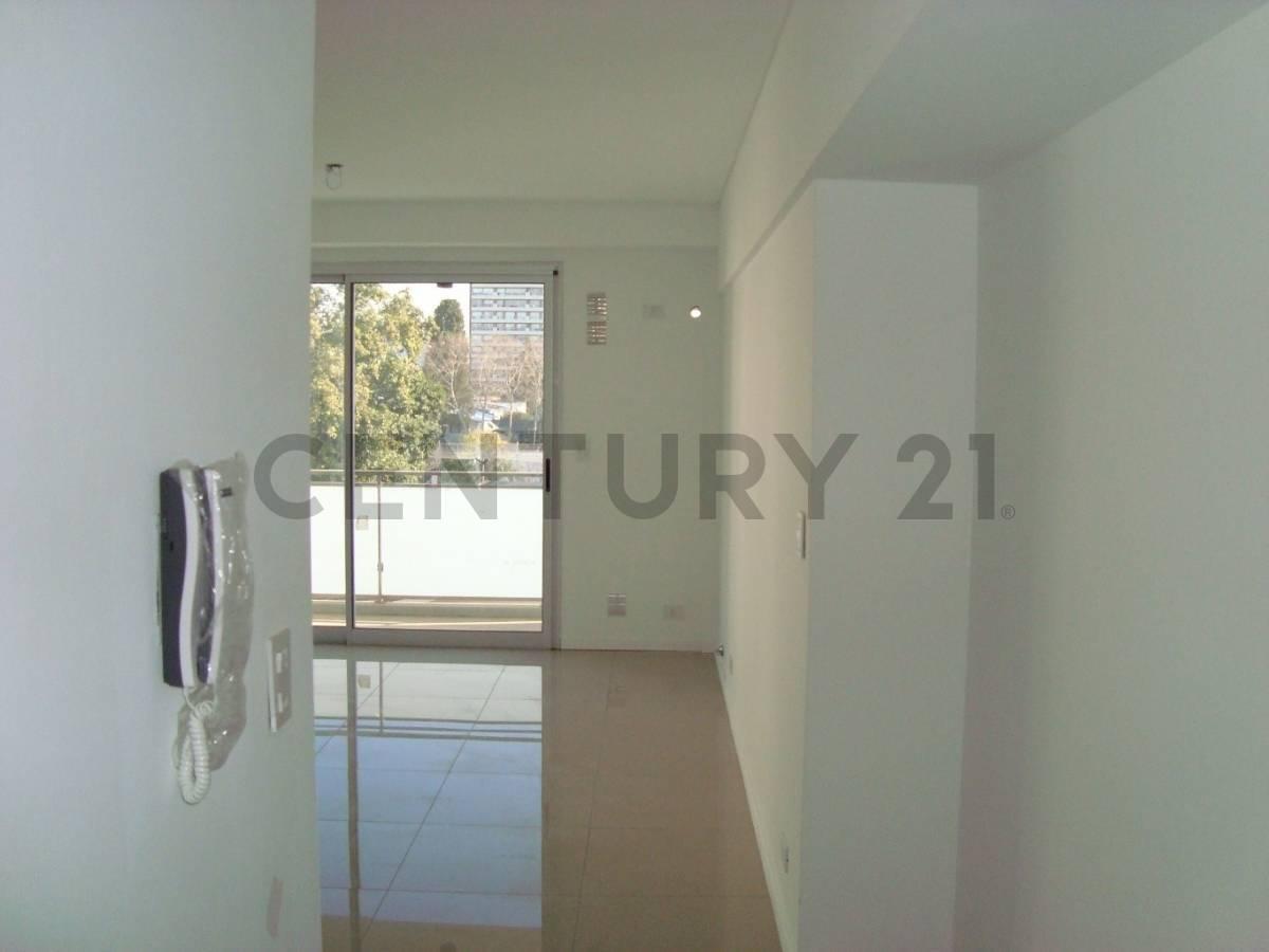 Foto de DEPARTAMENTO DOS AMBIENTES A ESTRENAR con COCHERA BALCON al FRENTE, imagen 2