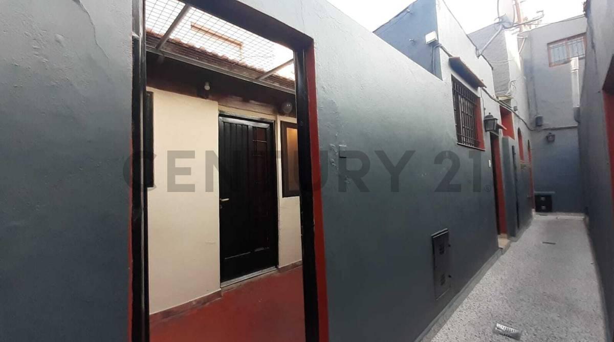 Foto de VENTA PH 1 AMBIENTE DIVISIBLE EN FLORIDA, imagen 2