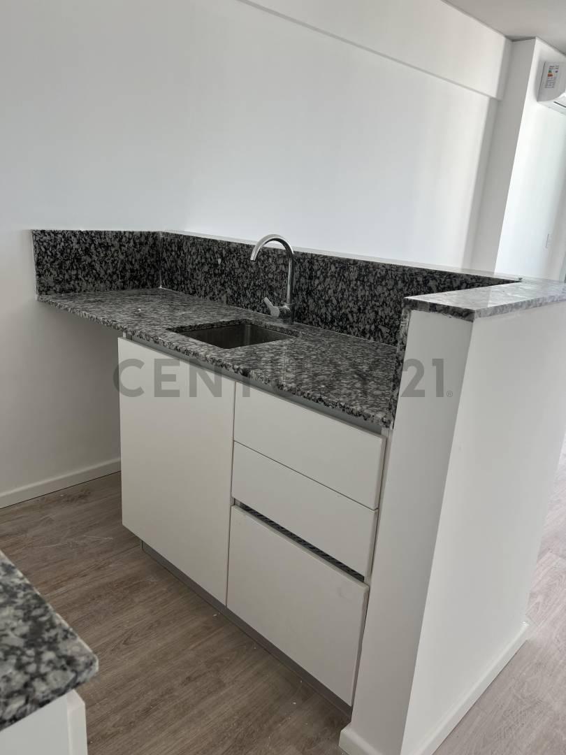 Foto de VENTA 2 AMBIENTES VISTA AL RIO MUY LUMINOSO A ESTRENAR, imagen 5