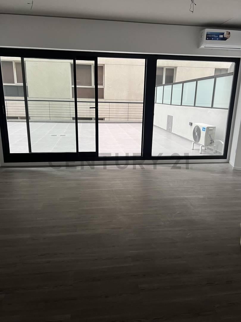 Foto de VENTA 2AMB MUY LUMINOSO CON PATIO PROPIO, imagen 2