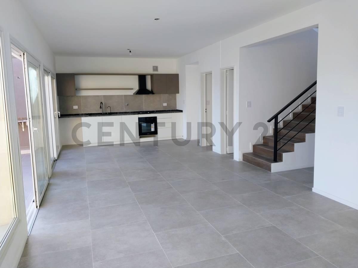 Foto de Casa en venta Barrio San Pablo, Pilar. 5 ambientes con pileta. Acepta, imagen 3