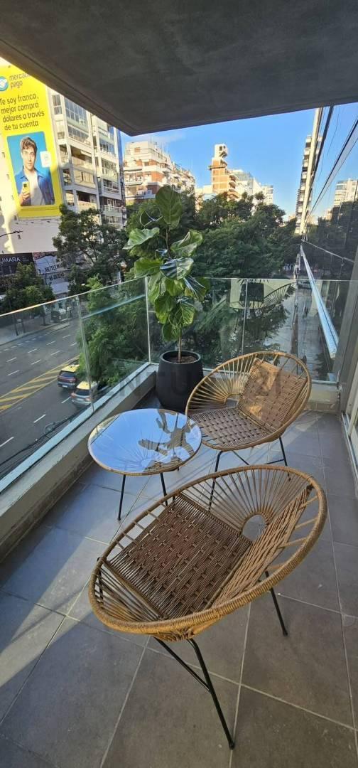 Foto de EN VENTA MONOAMBIENTE CON BALCÓN AL FRENTE, MUY LUMINOSO, OPCION, imagen 5