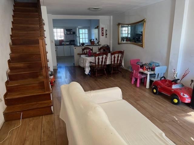 Foto de HERMOSO TRIPLEX CON JARDIN Y PILETA, imagen 1