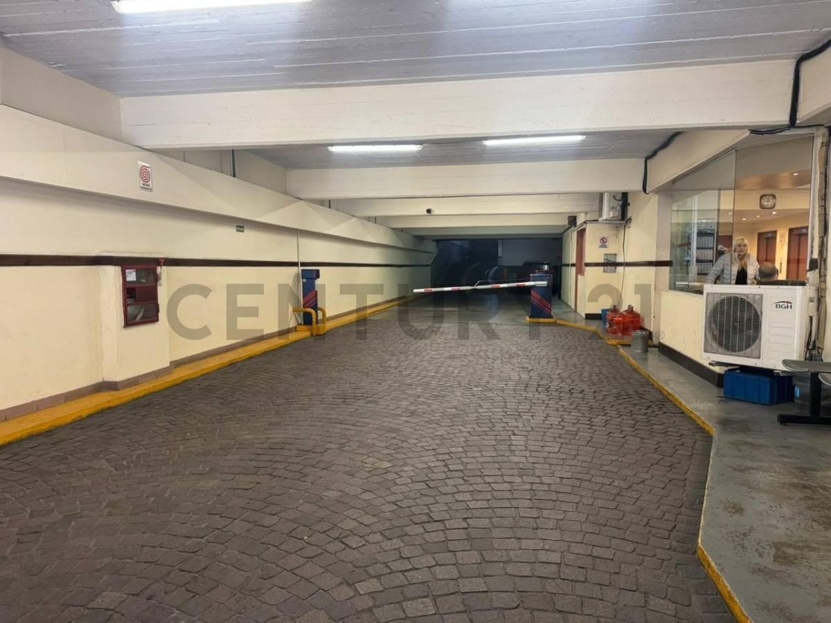 Foto de Cochera en venta en Monserrat, imagen 2