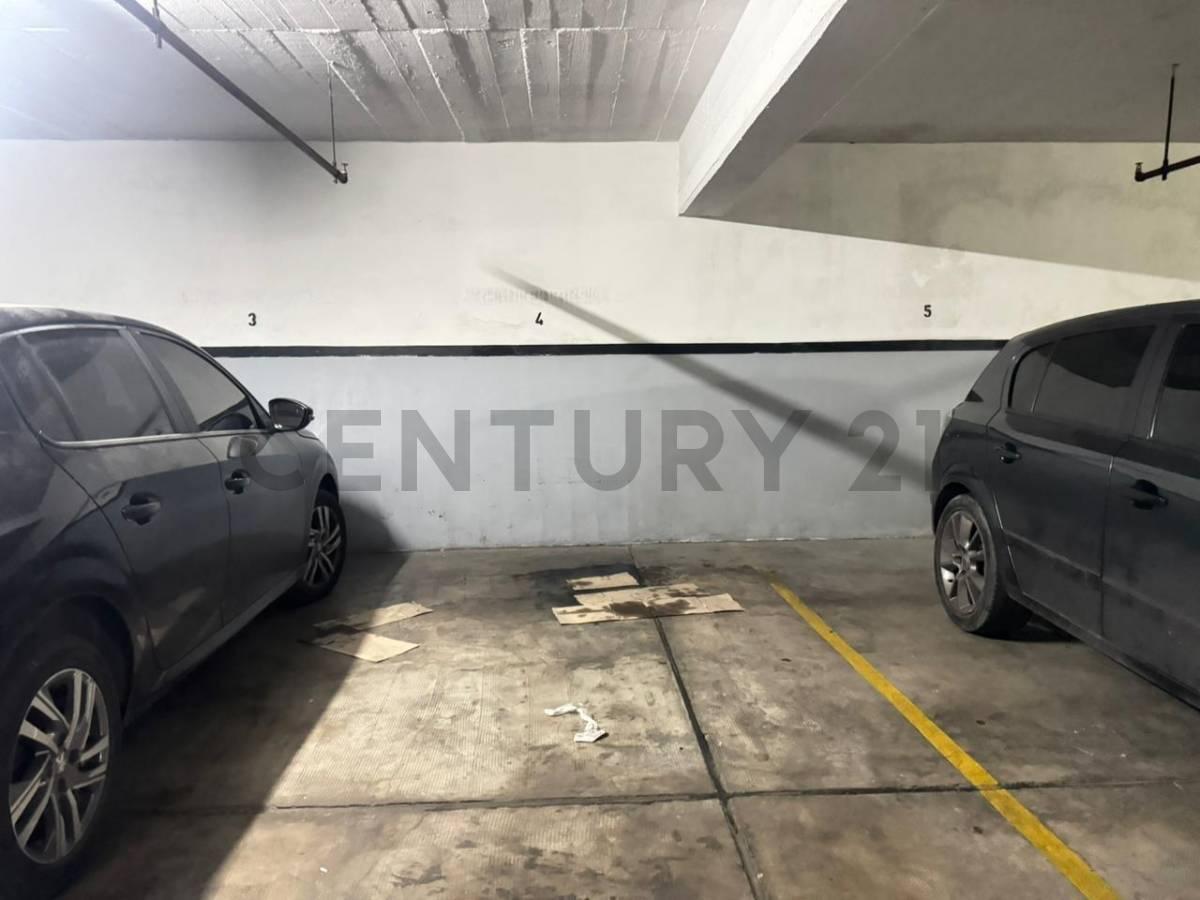 Foto de Cochera en venta en Monserrat, imagen 1