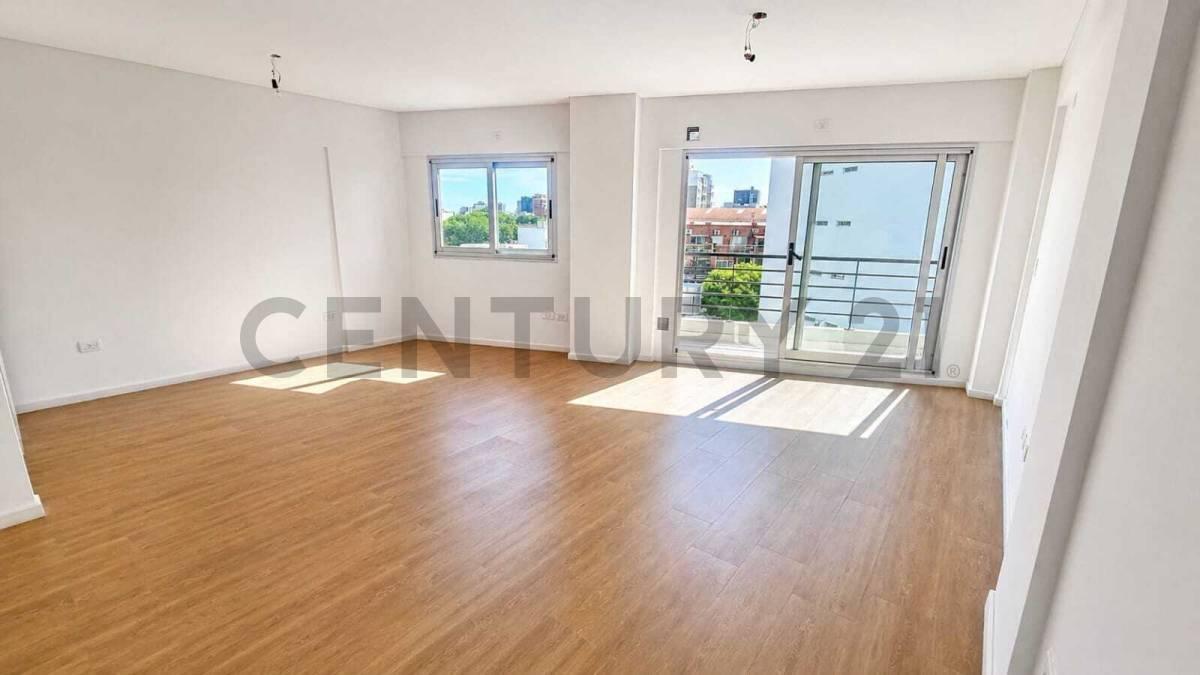 Foto de EN VENTA MONOAMBIENTE DIVISIBLE CON BALCÓN CORRIDO A ESTRENAR. LISTO, imagen 1