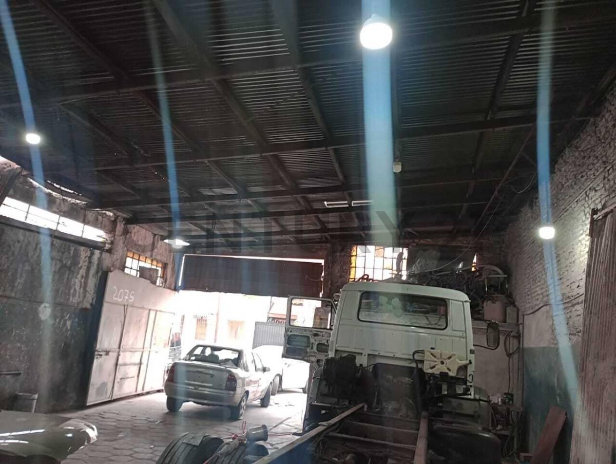 Foto de Galpón en venta Lanús Oeste de 8,66 M2 por 25M2, imagen 3