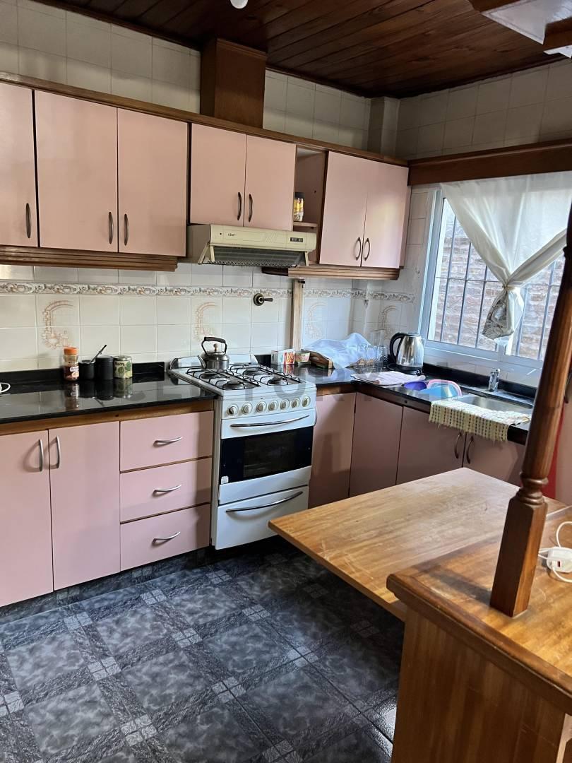 Foto de venta de casa con lote de 10x50 edificación 4 a 8 dúplex, imagen 3